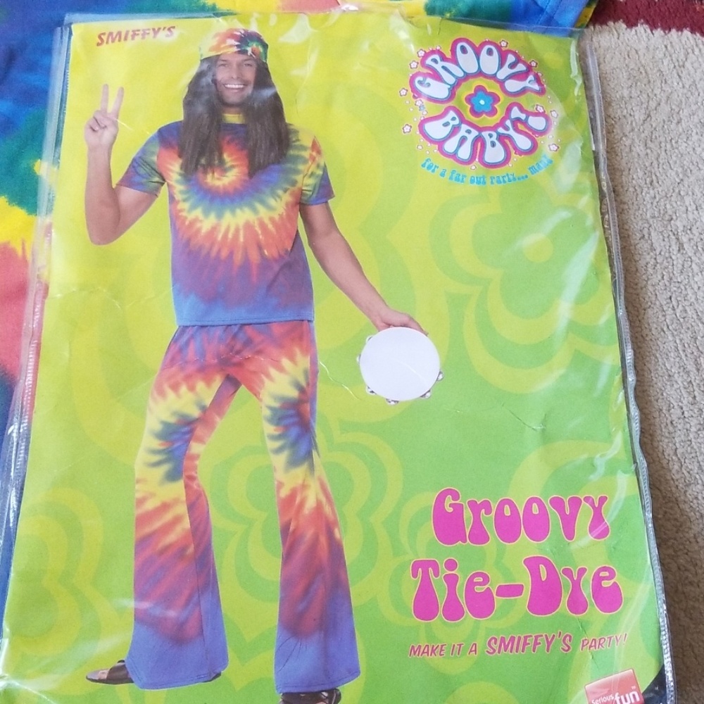 Costume